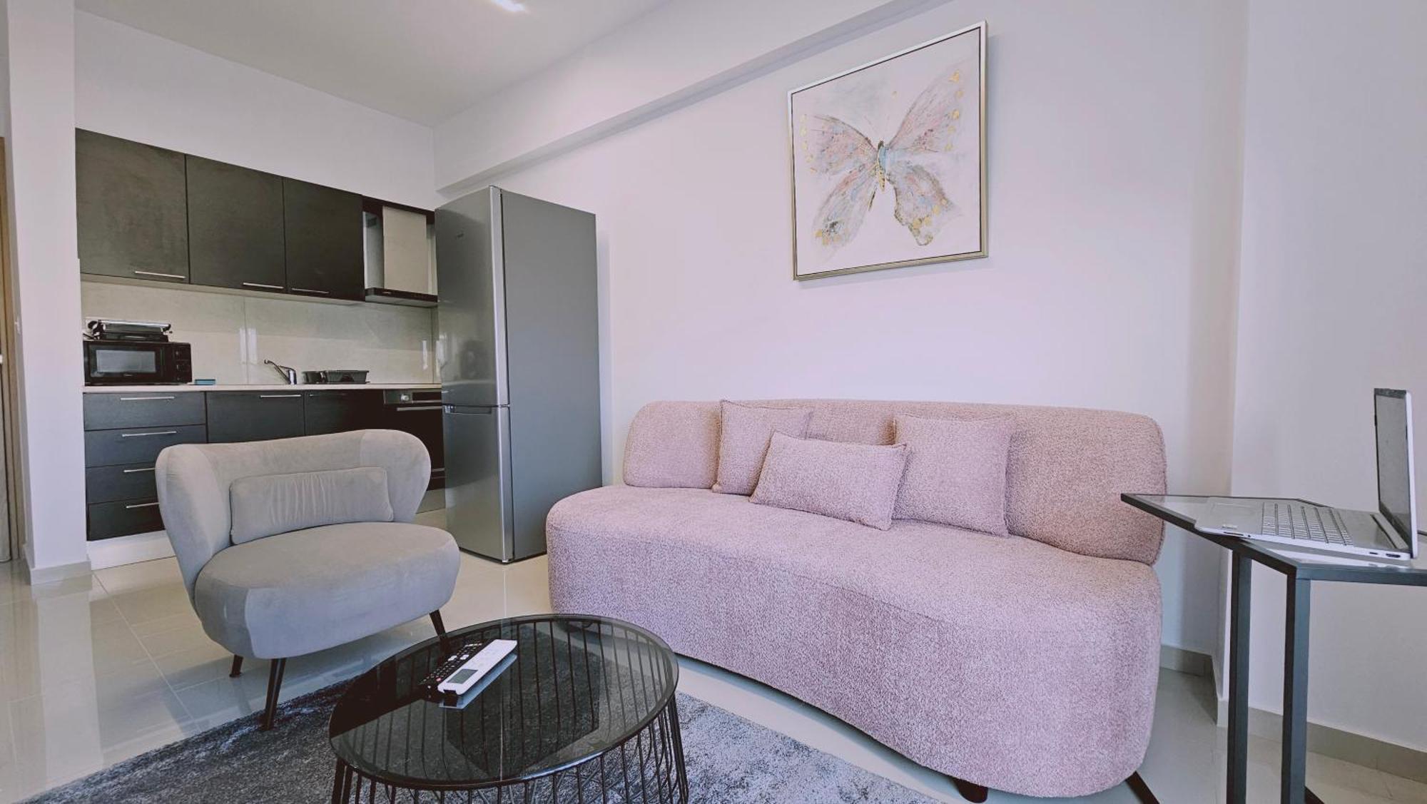 Stay Cosmo City Suites Nicosia Exterior photo